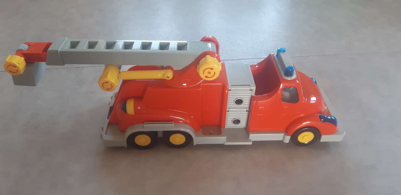 Grand camion de pompier